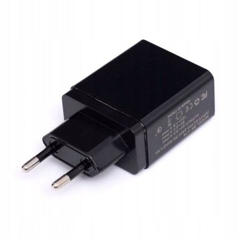 UNIWERSALNA SZYBKA ŁĄDOWARKA SIECIOWA 4 USB QUICK CHARGE 3.0 KRAFT&DELE