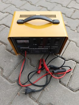 OUTLET W1379 ROZRUCH PROSTOWNIK SAMOCHODOWY Z ROZRUCHEM DO ŁADOWANIA MOCNY