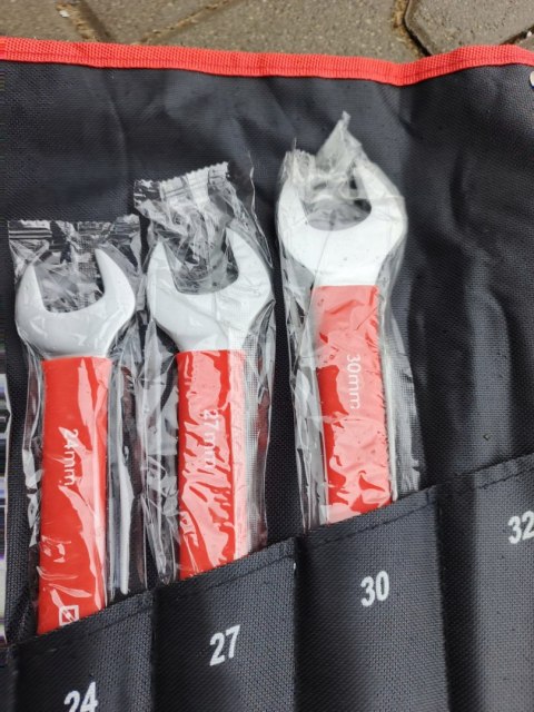 OUTLET W1390 KLUCZE PŁASKO OCZKOWE 6-32mm 12el PŁASKIE ZESTAW KLUCZY Z GUMĄ