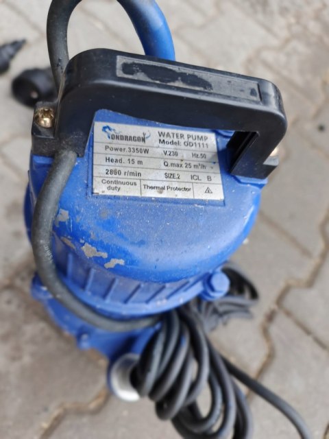 OUTLET W1398 POMPA DO WODY BRUDNEJ CZYSTEJ ZANURZENIOWA SITKO SZAMBA