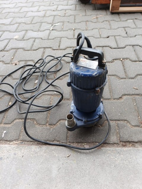 OUTLET W1423 POMPA DO WODY BRUDNEJ CZYSTEJ ŚCIEKÓW SITO ZANURZENIOWA SZAMBA