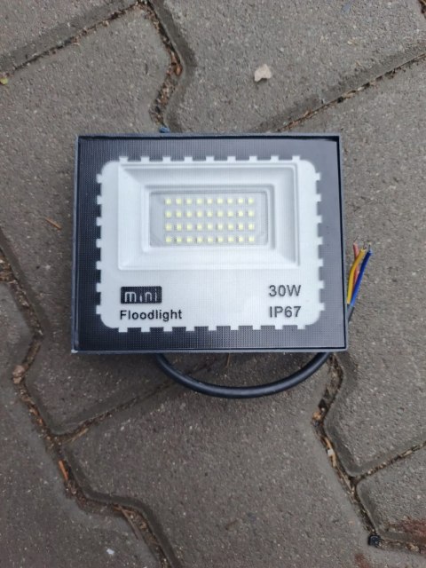 OUTLET W1450 Halogen LED 30W Lampa LED Naświetlacz Oświetlenie Zewnętrzne