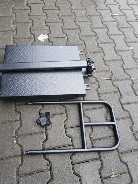 OUTLET W1452 WAGA MAGAZYNOWA PRZEMYSŁOWA SKLEPOWA PLATFORMOWA MOCNA