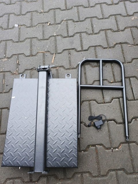 OUTLET W1452 WAGA MAGAZYNOWA PRZEMYSŁOWA SKLEPOWA PLATFORMOWA MOCNA