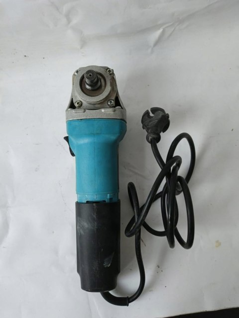 OUTLET W1485 PILARKA PIŁA TARCZOWA RĘCZNA DO DREWNA LASER MOCNA