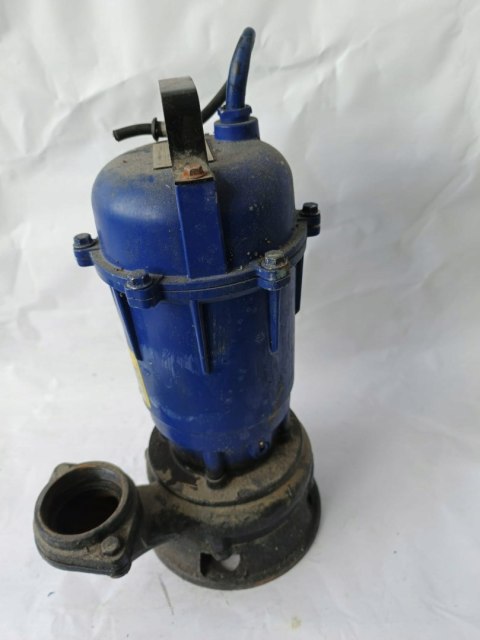 OUTLET W1501 POMPA DO WODY CZYSTEJ BRUDNEJ SZAMBA ZATAPIALNA