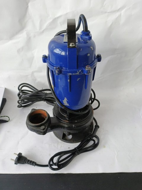 OUTLET W1504 POMPA DO WODY BRUDNEJ SZAMBA Z ROZDRABNIACZ ZATAPIALNA