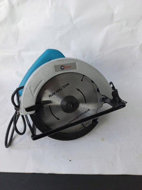 OUTLET W1513 PILARKA PIŁA TARCZOWA RĘCZNA DO DREWNA LASER MOCNA