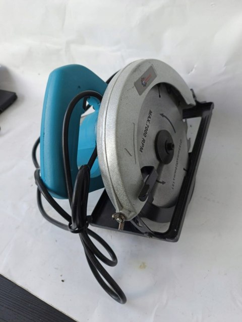 OUTLET W1513 PILARKA PIŁA TARCZOWA RĘCZNA DO DREWNA LASER MOCNA