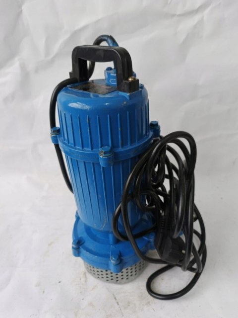 OUTLET W1526 POMPA GŁĘBINOWA DO BRUDNEJ WODY SZAMBA