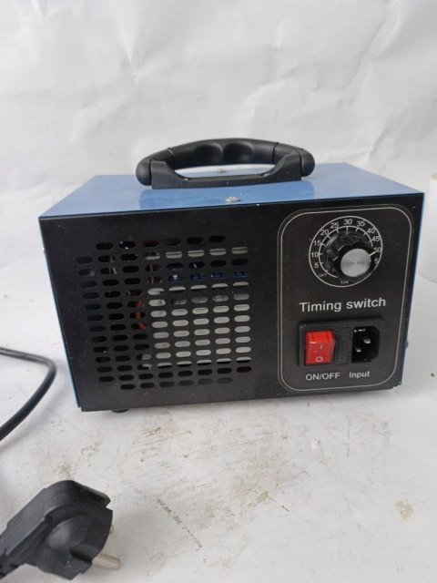 OUTLET W1529 GENERATOR OZONU ozonator Oczyszczacz do Powietrza SAMOCHODOWY
