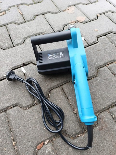 OUTLET W1531 PIŁA ELEKTRYCZNA PILARKA DO DREWNA MOCNA PROWADNICA ŁAŃCUCH