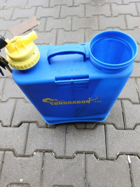 OUTLET W1532 OPRYSKIWACZ CIŚNIENIOWY ELEKTRYCZNY 16 l