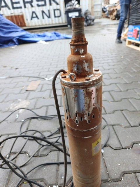 OUTLET W1537 POMPA GŁĘBINOWA DO BRUDNEJ WODY SZAMBA MOCNA