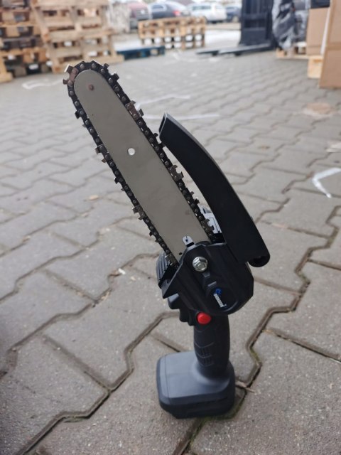 OUTLET W1547 PIŁA ŁAŃCUCHOWA AKUMULATOROWA PILARKA AKUMULATOR ŁAŃCUCH MOCNA