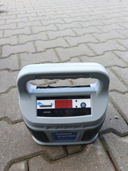 OUTLET W1553 Prostownik MIKROPROCESOROWY ŁADOWARKA DO AKUMULATORA 12V 24V