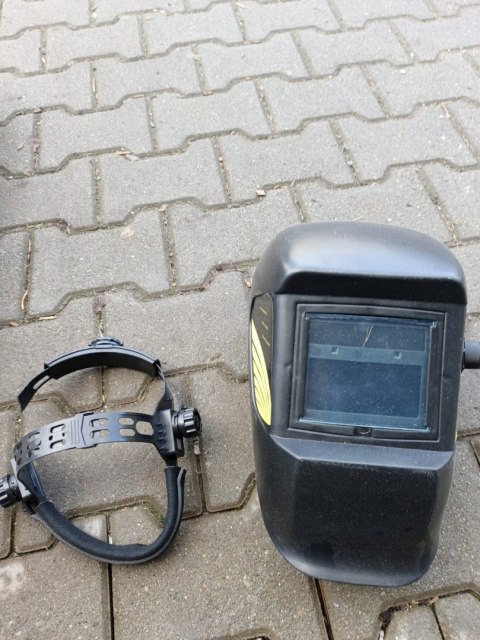 OUTLET W1562 SAMOŚCIEMNIAJĄCA MASKA PRZYŁBICA SPAWALNICZA AUTOMATYCZNA LCD