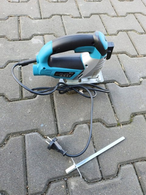 OUTLET W1565 WYRZYNARKA Z LASEREM PRZECINARKA PIŁA DREWNA MOCNA