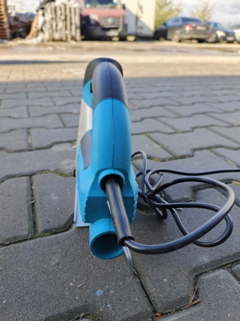 OUTLET W1565 WYRZYNARKA Z LASEREM PRZECINARKA PIŁA DREWNA MOCNA