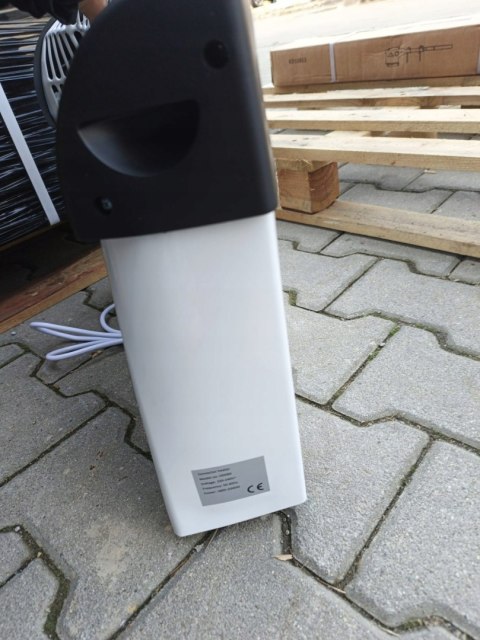 OUTLET W1079 GRZEJNIK ELEKTRYCZNY KONWEKTOROWY ENERGOOSZCZĘDNYBEZPIECZNY