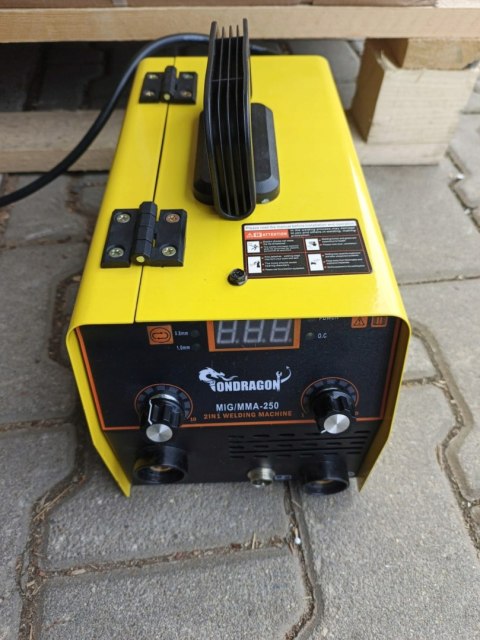 OUTLET W1096 SPAWARKA INWERTOROWA MIGOMAT MIG MAG 250A