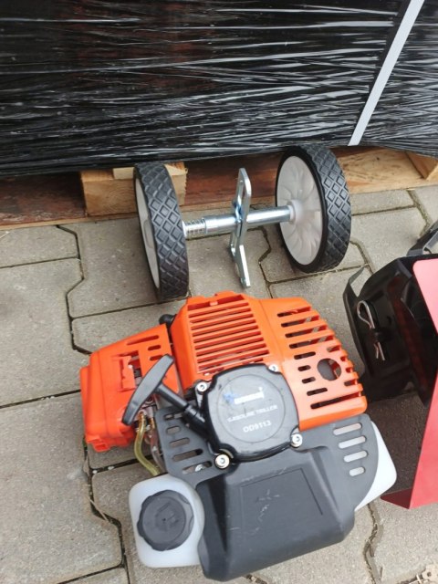 OUTLET W1117 GLEBOGRYZARKA SPALINOWA MOCNA DO GLEBY ZIEMI GRYZARKA