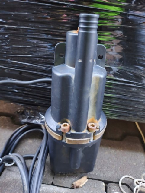 OUTLET W1140 POMPA POMPKA ZATAPIALNA DO WODY CZYSTEJ ZATAPIALNA MOCNA