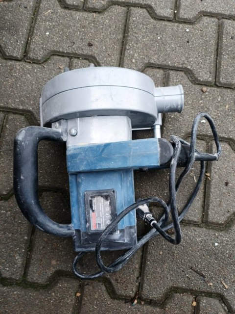 OUTLET W1157 BRUZDOWNICA ELEKTRYCZNA DO BETONU SOLIDNA WALIZKA