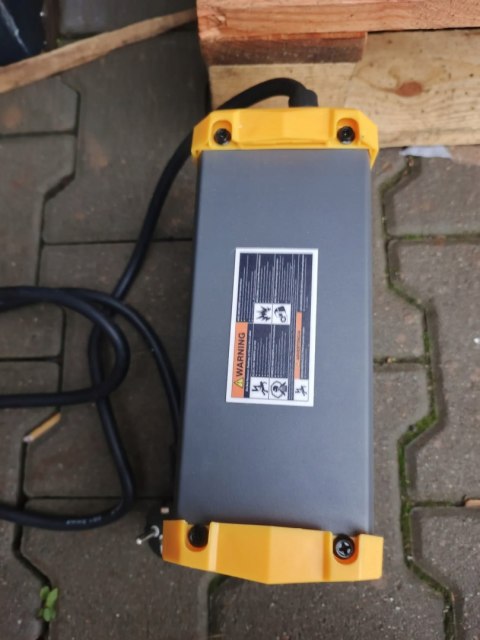 OUTLET W1160 SPAWARKA INWERTOROWA SOLIDNA MINI 250