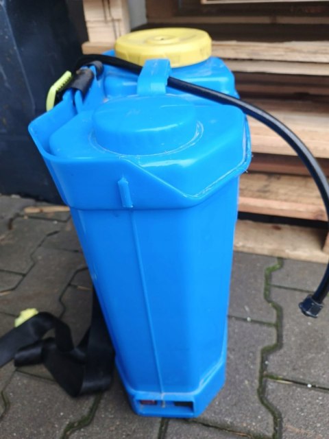 OUTLET W1162 OPRYSKIWACZ PLECAKOWY 16L Z LANCĄ TELESKOPOWĄ MOC