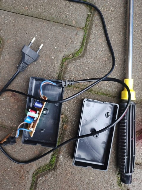 OUTLET W1162 OPRYSKIWACZ PLECAKOWY 16L Z LANCĄ TELESKOPOWĄ MOC