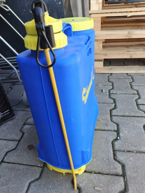 OUTLET W1205 Opryskiwacz Plecakowy Ciśnieniowy 16L