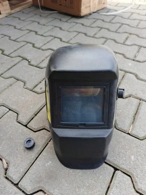 OUTLET W1208 SAMOŚCIEMNIAJĄCA MASKA PRZYŁBICA SPAWALNICZA AUTOMATYCZNA