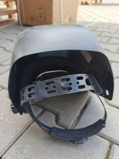 OUTLET W1208 SAMOŚCIEMNIAJĄCA MASKA PRZYŁBICA SPAWALNICZA AUTOMATYCZNA