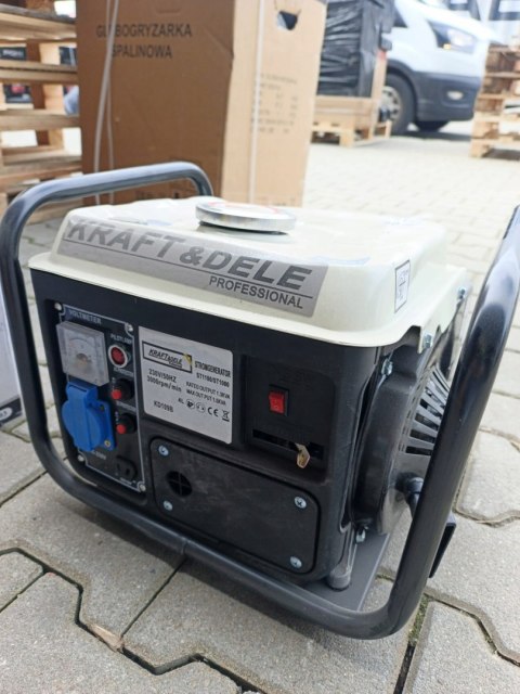 OUTLET W1212 Agregat prądotwórczy przenośny jednofazowy