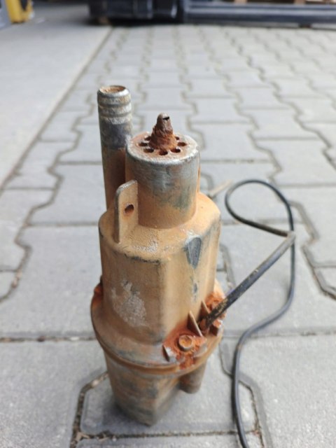 OUTLET W`1222 POMPA DO WODY BRUDNEJ CZYSTEJ ZANURZENIOWA GŁĘBINOWA