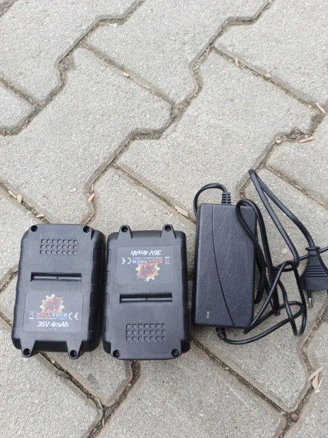 OUTLET W1229 MŁOT-OWIERTARKA UDAROWY AKUMULATOROWA MOCNA