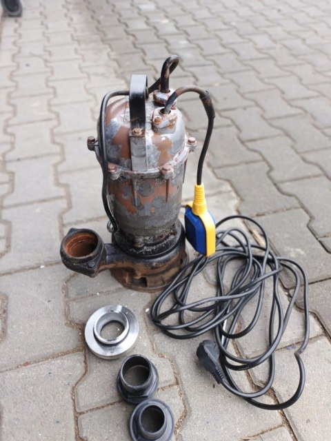 OUTLET W1301 POMPA DO WODY SZAMBA Z ROZDRABNIACZ PŁYWAK