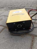OUTLET W1339 Prostownik MIKROPROCESOROWY 6V 24V Akumulatorowy