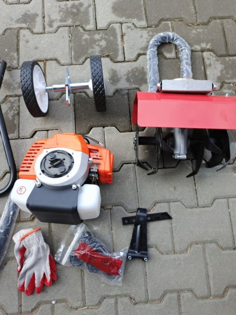 OUTLET W1356 GLEBOGRYZARKA SPALINOWA KULTYWATOR DO GLEBY ZIEMI GRYZARKA