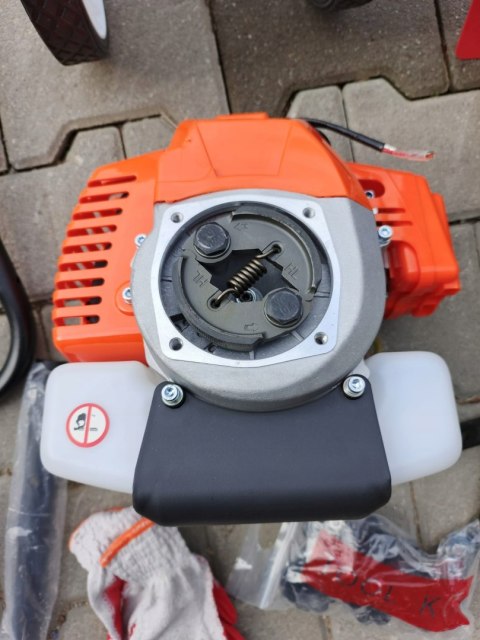 OUTLET W1356 GLEBOGRYZARKA SPALINOWA KULTYWATOR DO GLEBY ZIEMI GRYZARKA