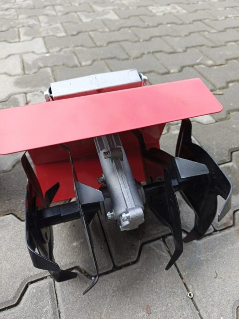 OUTLET W1356 GLEBOGRYZARKA SPALINOWA KULTYWATOR DO GLEBY ZIEMI GRYZARKA
