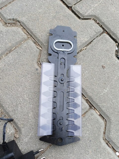 OUTLET W1362 NOŻYCE DO TRAWY ŻYWOPŁOTU AKUMULATOROWE SEKATOR DO KRZEWÓW