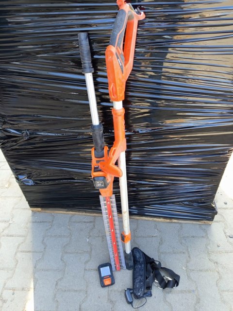 OUTLET W595 NOŻYCE AKUMULATOROWE NA WYSIĘGNIKU 18V 1500mAh