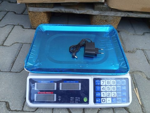 OUTLET W716 ELEKTRONICZNA WAGA SKLEPOWA LCD KALKULACYJNA 40 kg