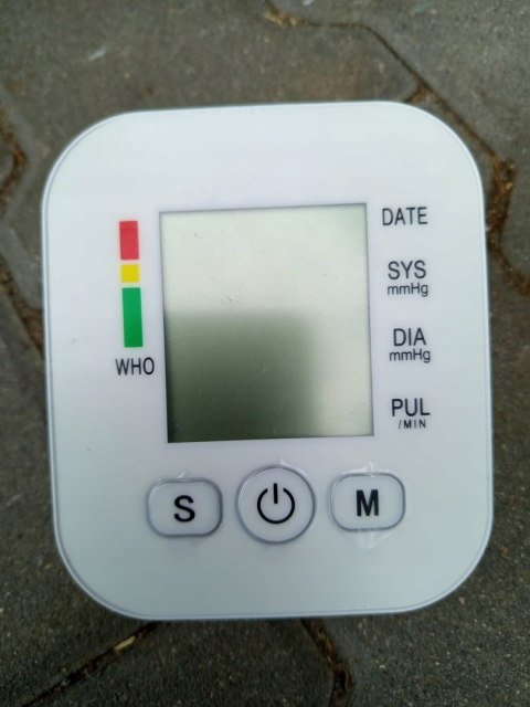 OUTLET W803 CIŚNIENIOMIERZ NARAMIENNY ELEKTRONICZNY USB