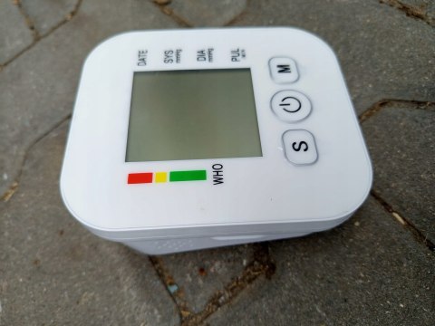OUTLET W803 CIŚNIENIOMIERZ NARAMIENNY ELEKTRONICZNY USB