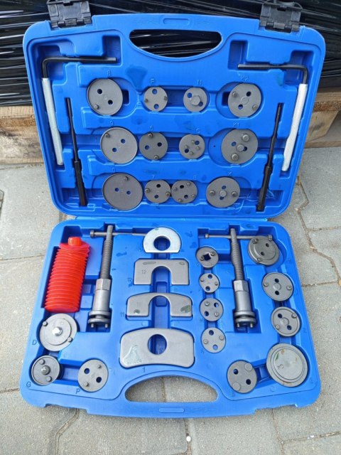 OUTLET W805 ZESTAW DO WYCISKANIA TŁOCZKÓW HAMULCOWYCH 35-EL