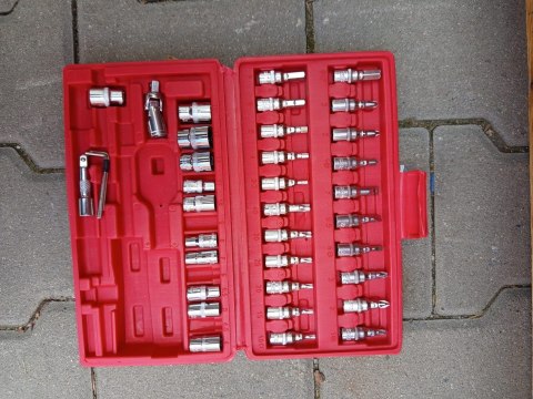 OUTLET W862 ZESTAW KLUCZY NARZĘDZI WALIZKA