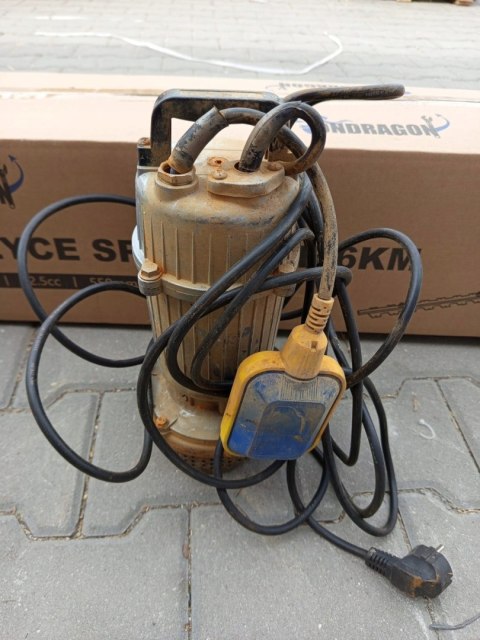 OUTLET W895 POMPA DO WODY BRUDNEJ SZAMBA Z ROZDRABNIACZ-EM PŁYWAKIEM